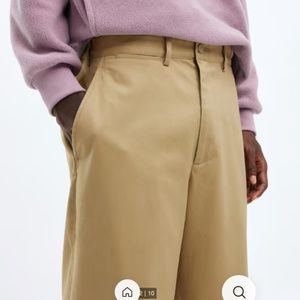 Wide-Fit Chino Pants (Beige)